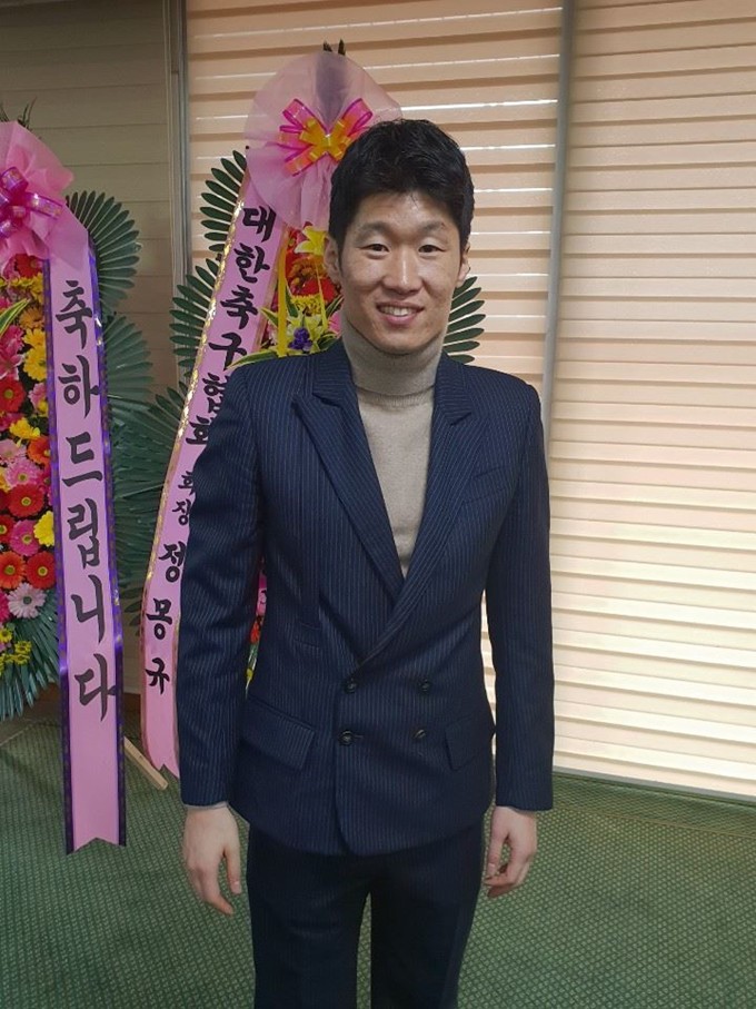 Huyền thoại Park Ji Sung lấy ký ức buồn tại Asian Cup để nhắc nhở đàn em - Ảnh 1.