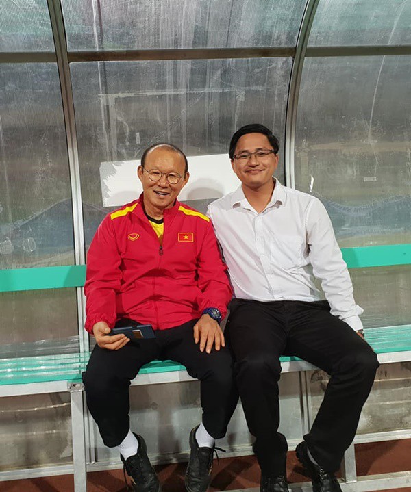 Người hiến kế di dời 40 quả cầu đá tin rằng tuyển Việt Nam sẽ nâng Cúp vô địch AFF - Ảnh 5.