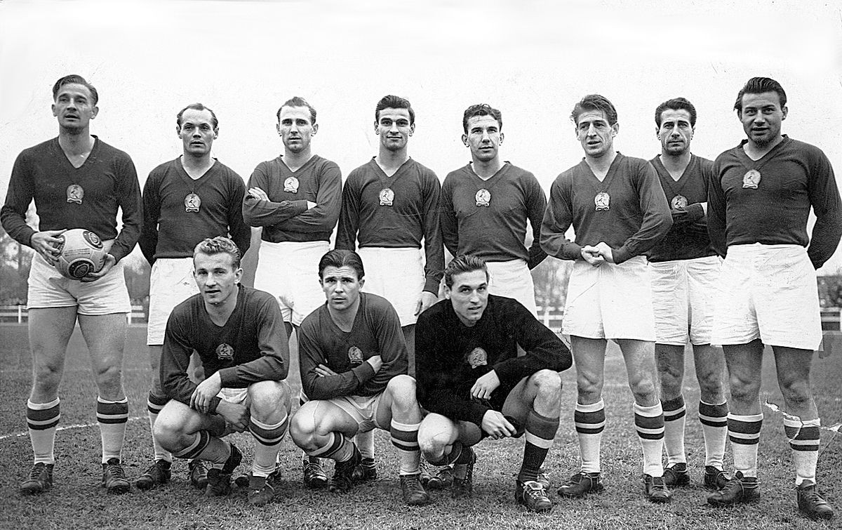 10 đội tuyển vĩ đại nhất các kỳ World Cup - Ảnh 7.