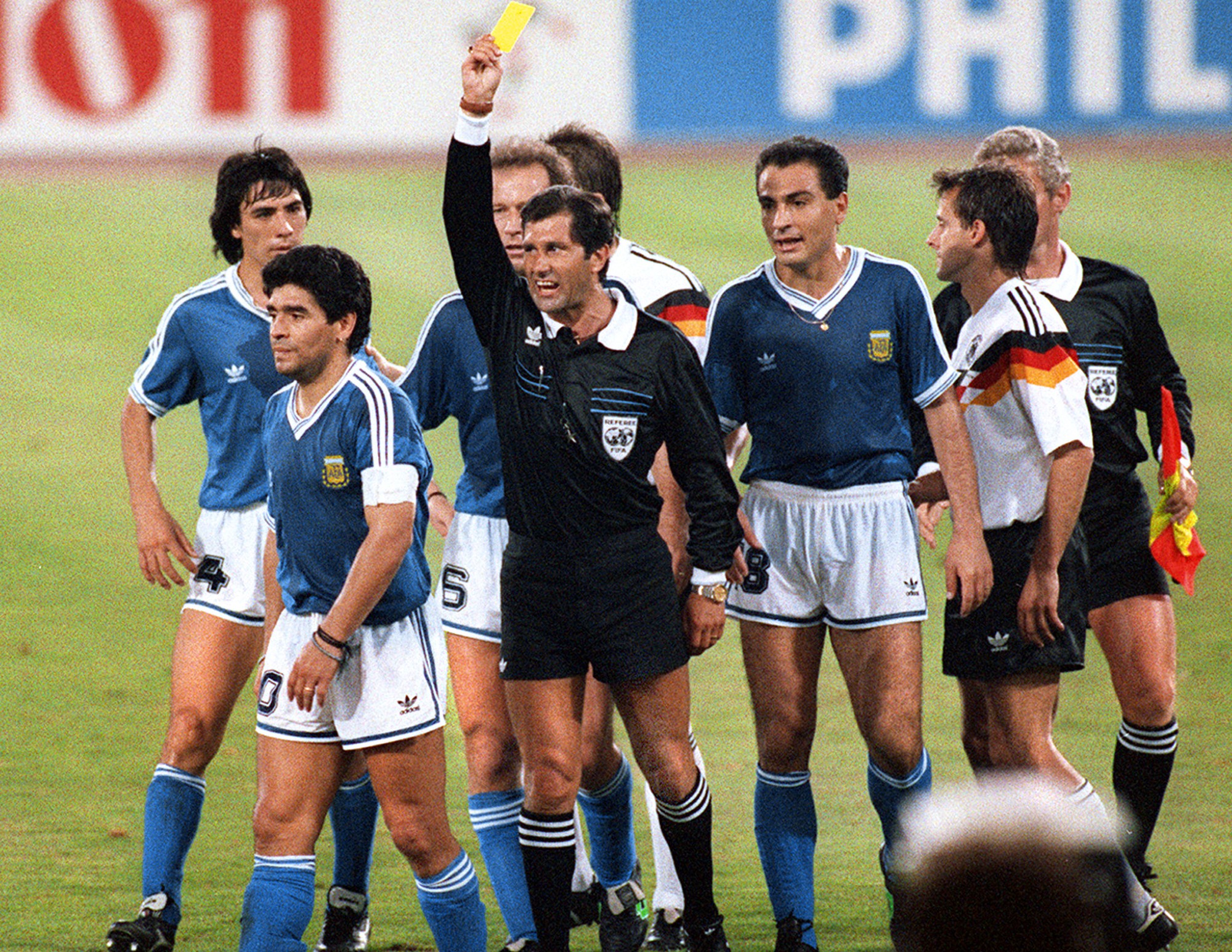 Lịch sử World Cup (Kỳ 4): Khi cả thế giới nằm dưới chân Diego Maradona - Ảnh 5.