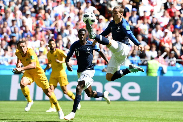 Nhờ VAR, Griezmann đi vào lịch sử World Cup với bàn thắng chưa từng có - Ảnh 1.