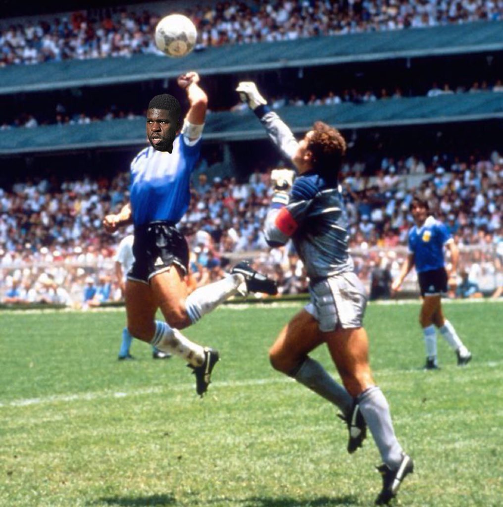 Không phải Maradona, trung vệ tuyển Pháp mới là người sở hữu bàn tay của Chúa - Ảnh 2.