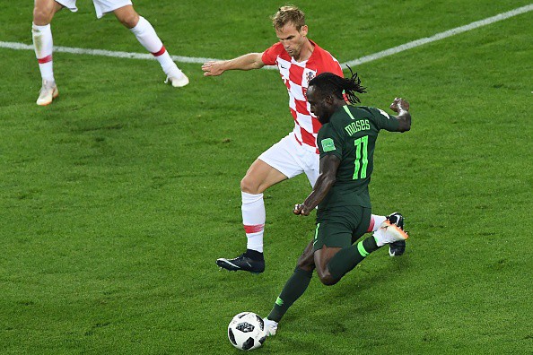 Thắng nhạt nhòa Nigeria 2-0, Modric và các đồng đội nắm lợi thế lớn vào vòng knock-out - Ảnh 9.