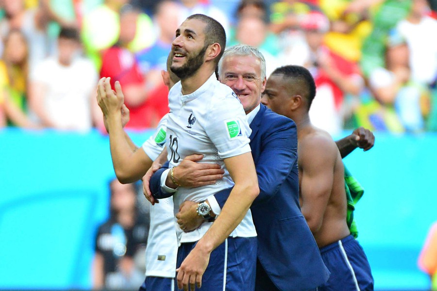 Ibrahimovic: “Benzema xứng đáng dự World Cup, HLV tuyển Pháp mới nên ở nhà” - Ảnh 2.