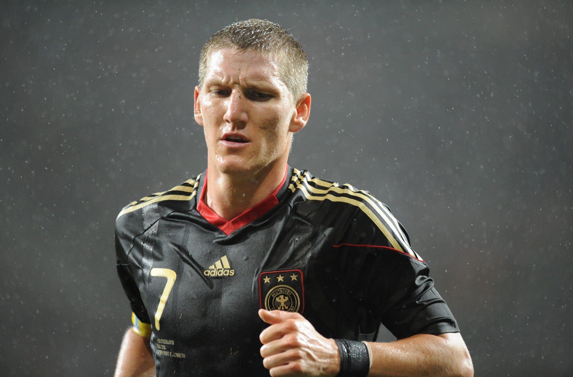 Đội hình xuất sắc nhất World Cup 2010 giờ ở đâu? - Ảnh 7.