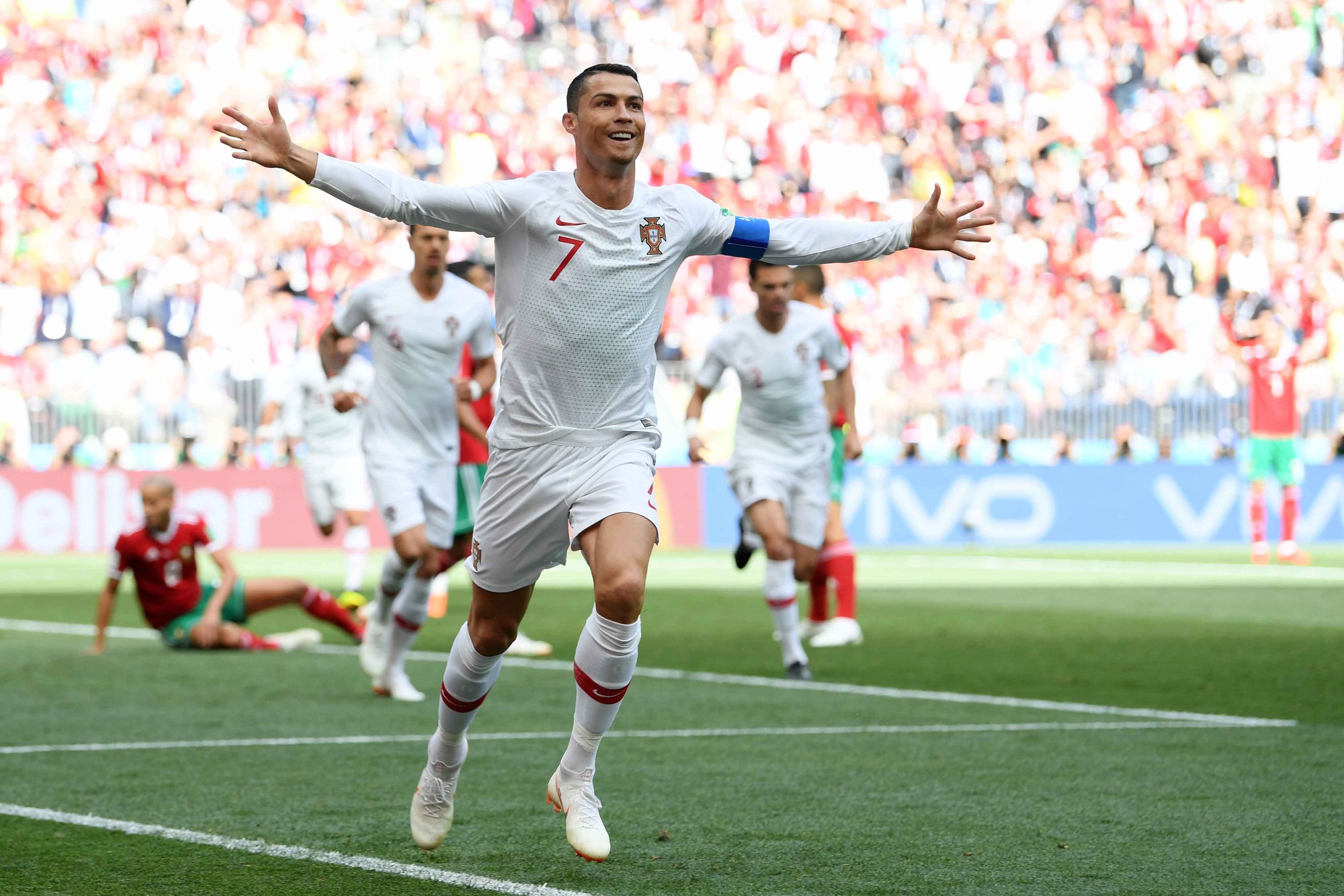 Bồ Đào Nha 1-0 Morocco: Ronaldo ghi bàn, Seleccao chật vật giữ 3 điểm - Ảnh 1.