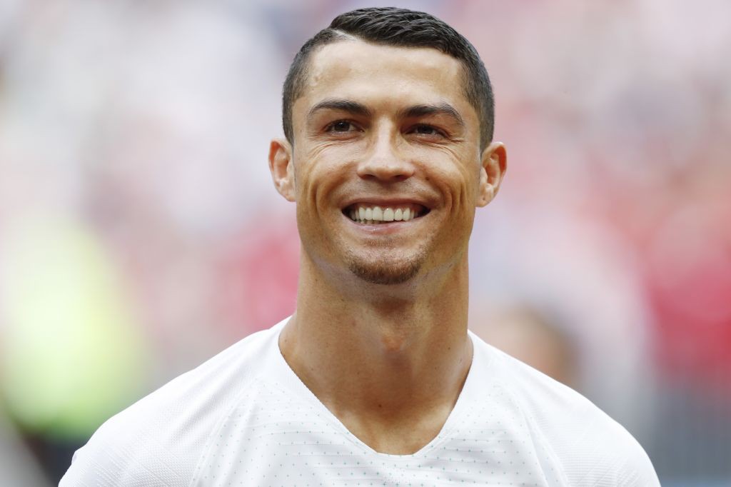 Mỗi trận trôi qua, Ronaldo lại lập thêm kỷ lục vĩ đại  - Ảnh 4.