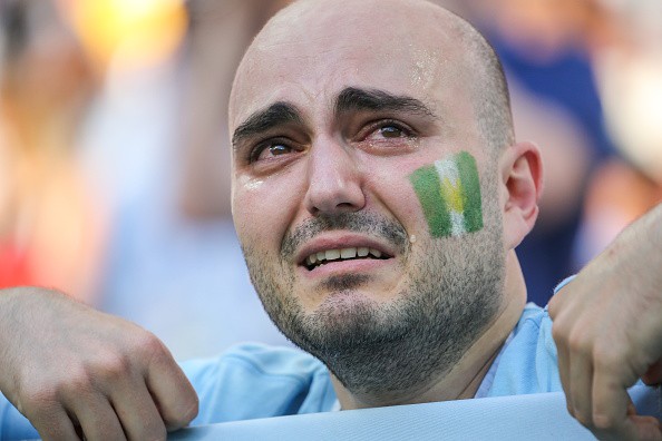 CĐV Argentina rơi nước mắt cầu xin Nigeria thắng vì Messi - Ảnh 2.