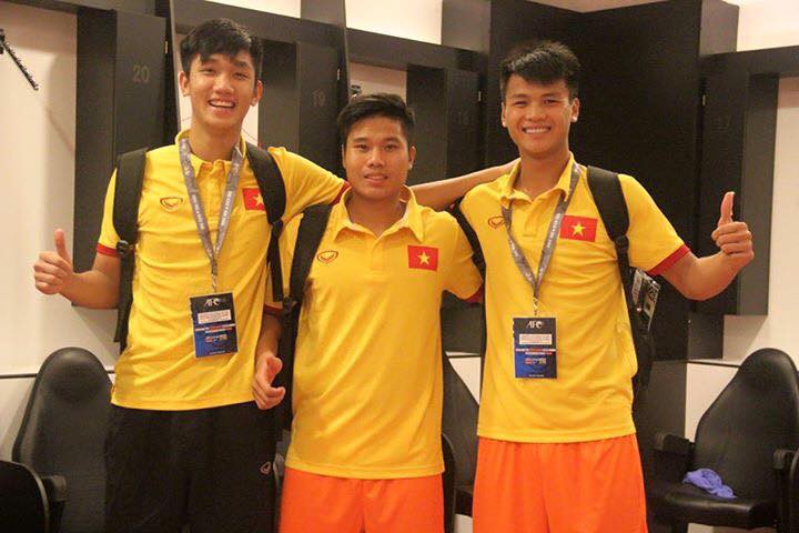  Tuyển thủ U19 Việt Nam bị gãy tay, phải ở lại Trung Quốc chờ phẫu thuật - Ảnh 2.