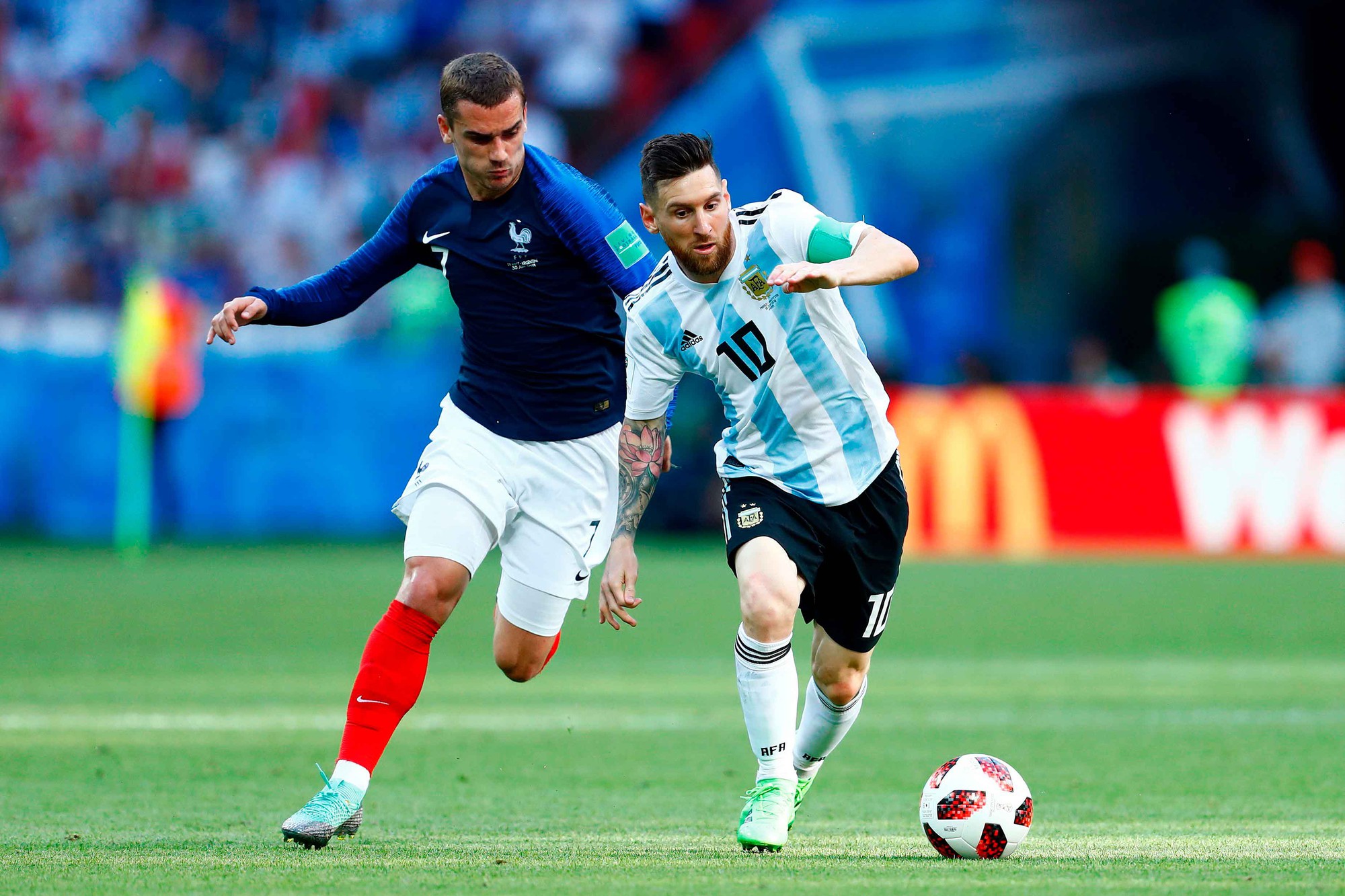 Messi thất thần trong khoảnh khắc cuối ở World Cup 2018 - Ảnh 4.