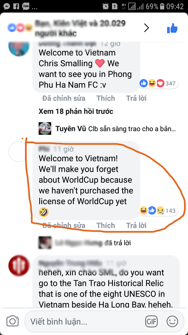 Fan Việt mời Smalling ăn phở và gia nhập Than Quảng Ninh - Ảnh 4.