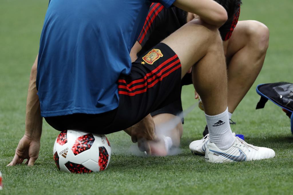 Tây Ban Nha nhận “hung tin” trước trận đấu với chủ nhà Nga - Ảnh 2.
