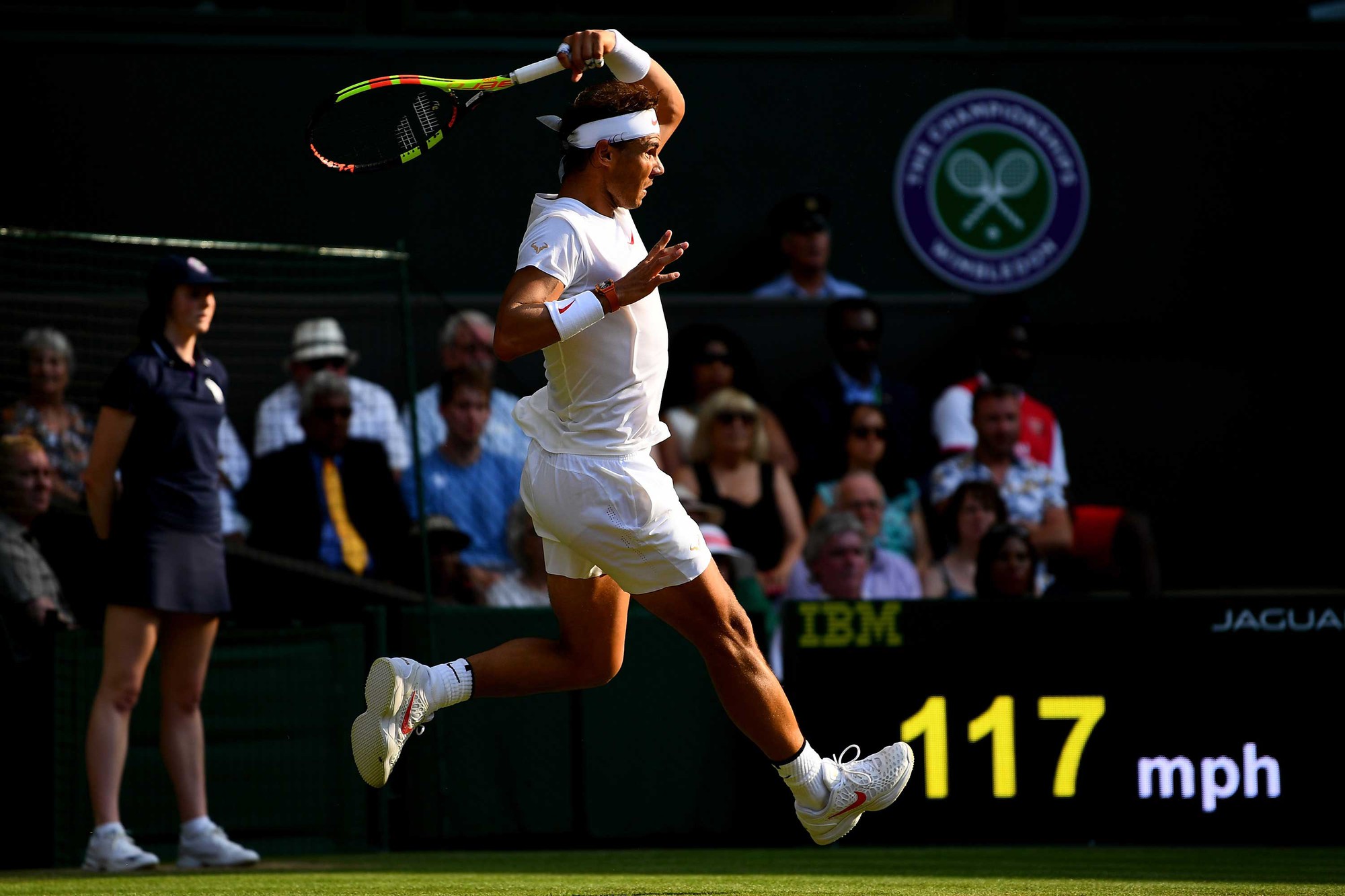 Nadal lần đầu vào tứ kết Wimbledon sau 7 năm - Ảnh 3.
