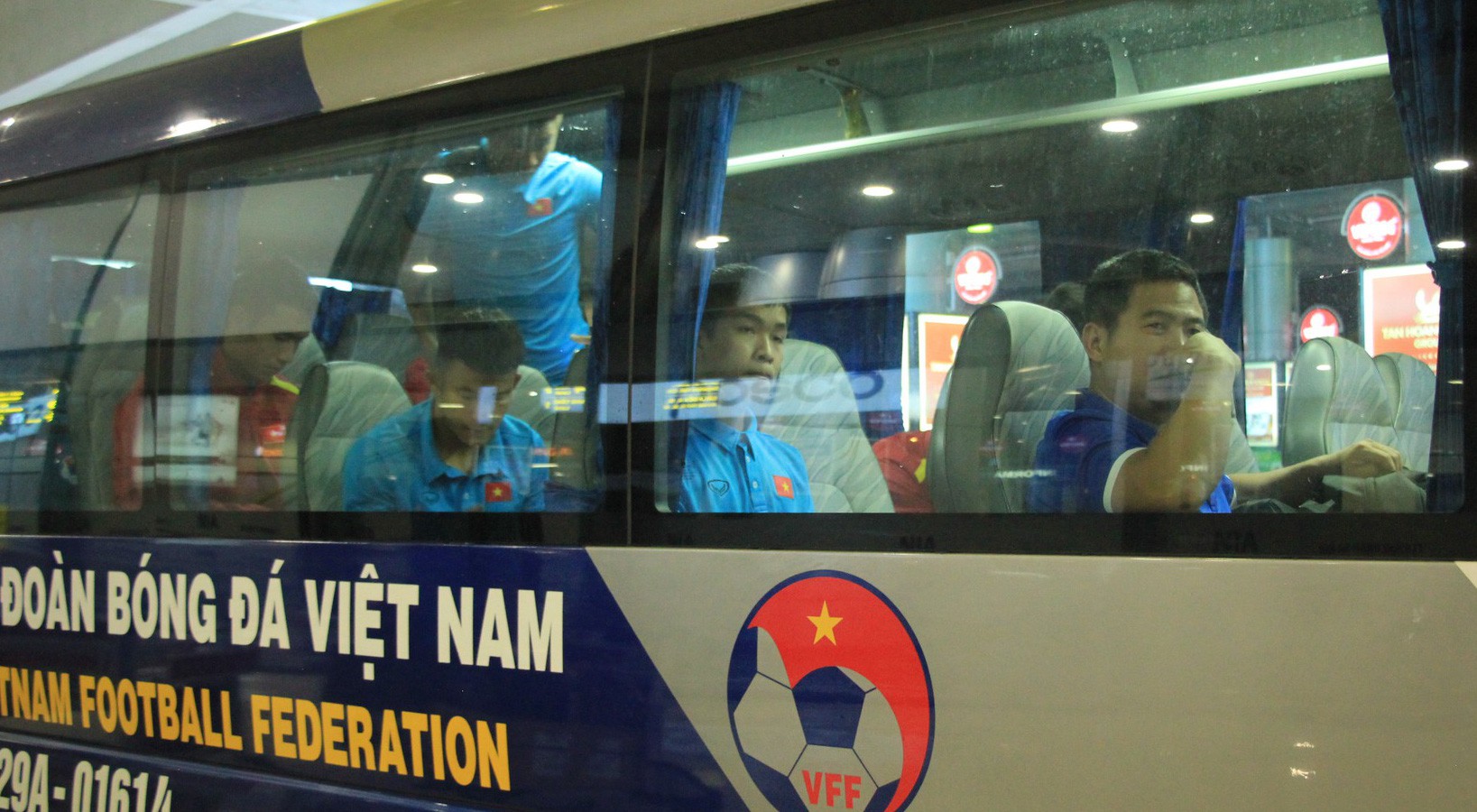 U19 Việt Nam trở về lặng lẽ sau giải U19 Đông Nam Á 2018 - Ảnh 2.