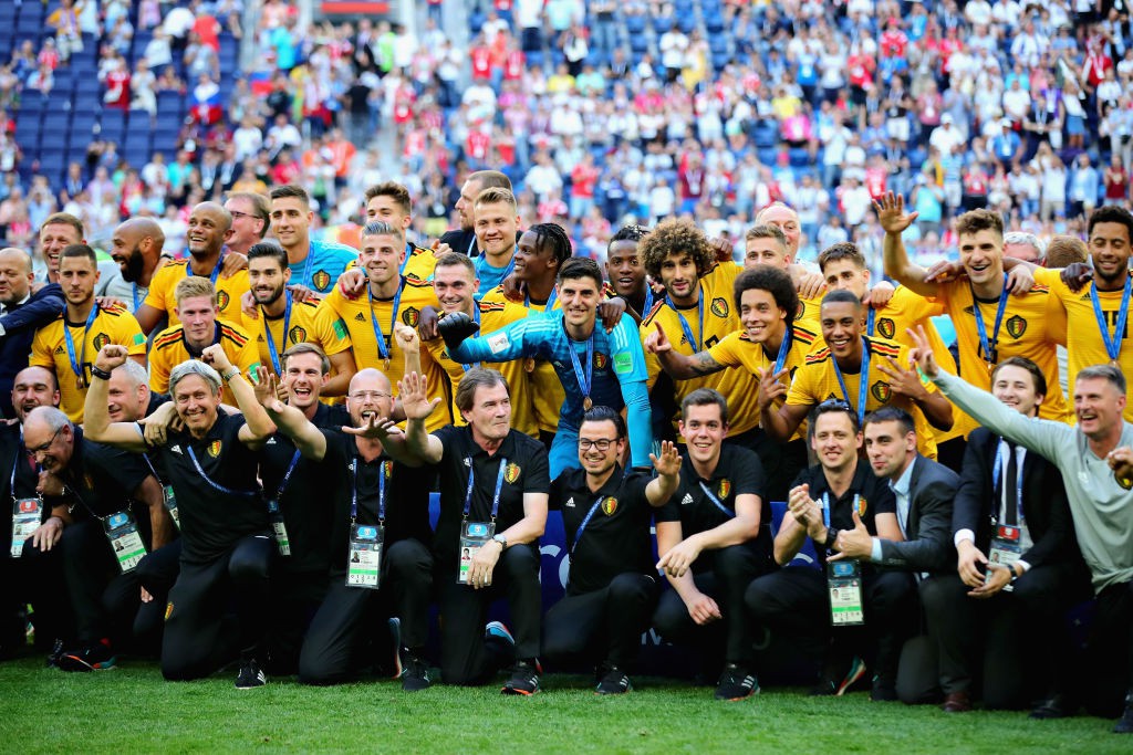 Hazard và đồng đội vui vẻ ăn mừng thành tích tốt nhất lịch sử dự World Cup của ĐT Bỉ - Ảnh 4.