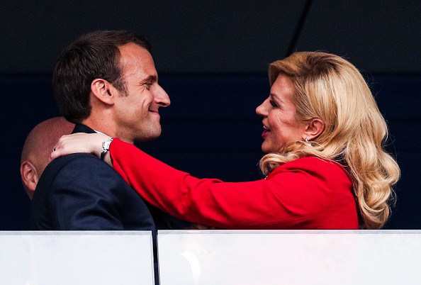 Những khoảnh khắc tình cảm thân mật giữa Tổng thống Pháp và Tổng thống Croatia - Ảnh 2.