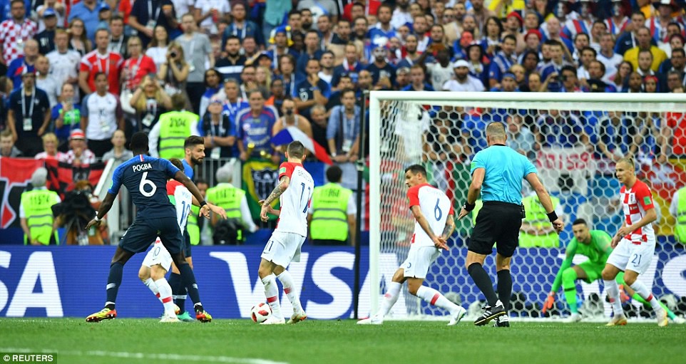 Những khoảnh khắc đáng nhớ ở trận chung kết World Cup 2018 - Ảnh 4.