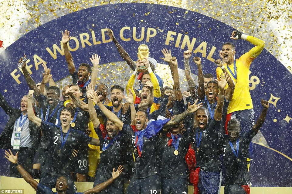 Những khoảnh khắc đáng nhớ ở trận chung kết World Cup 2018 - Ảnh 10.