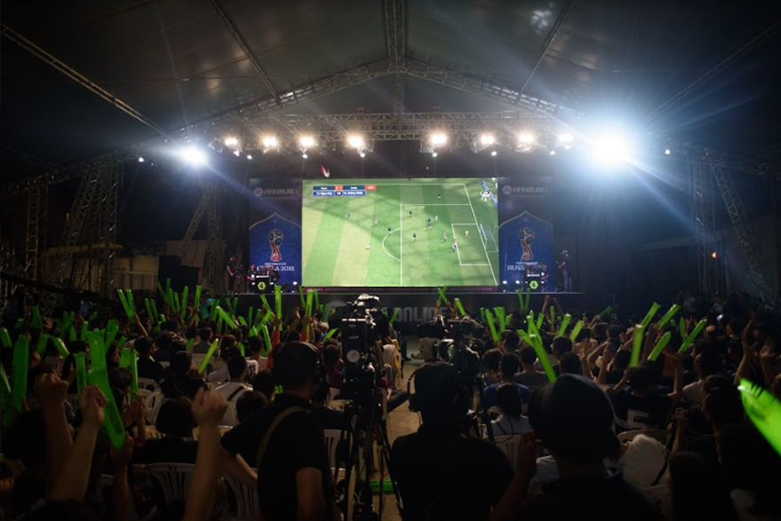 Buổi tối khó quên của game thủ tham dự Siêu Offline World Cup của FIFA Online 4 - Ảnh 8.