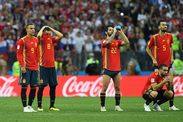 Tội đồ Koke khiến các cầu thủ Tây Ban Nha chết lặng vì bị loại ở World Cup - Ảnh 6.