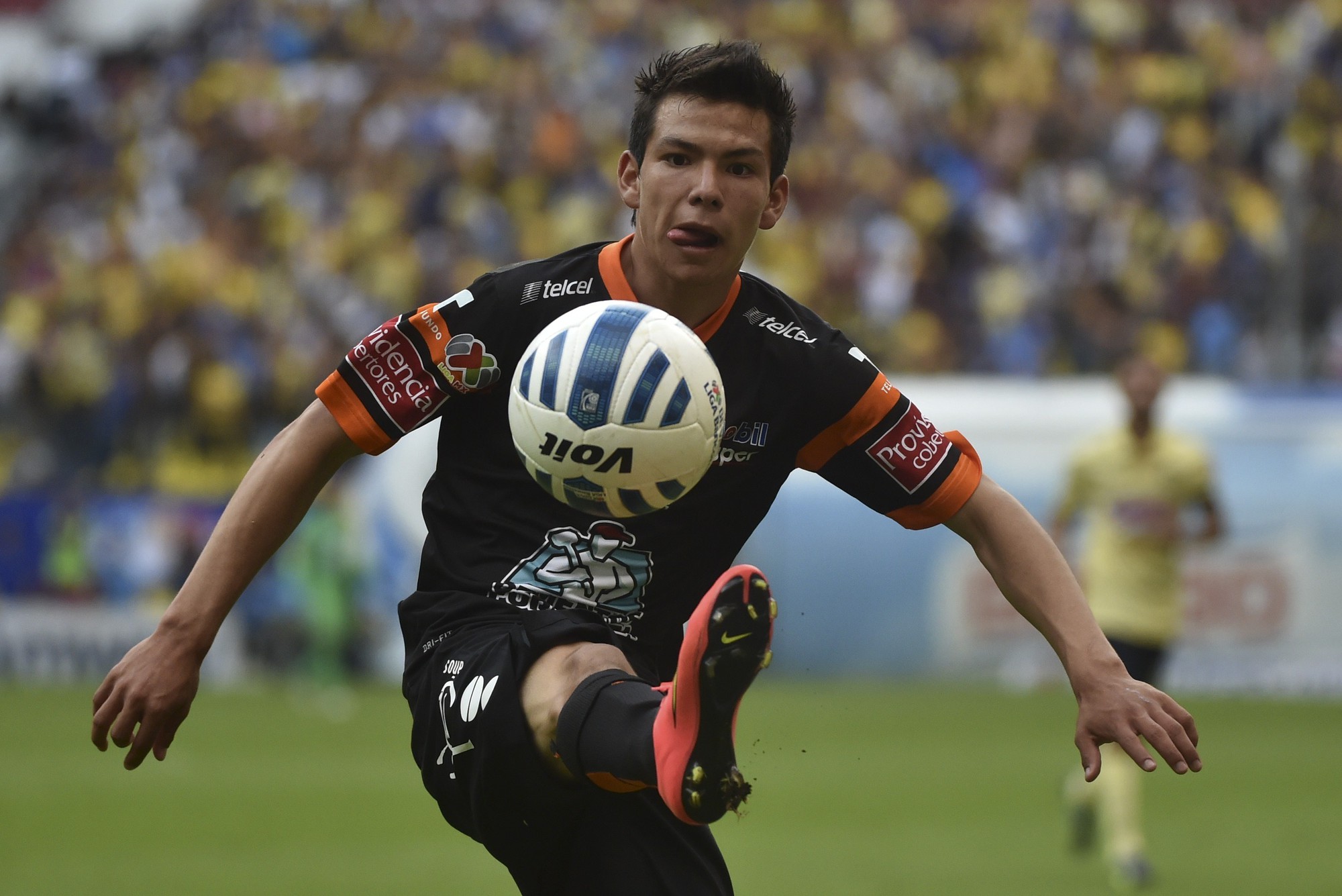 Hirving Lozano: Sự trỗi dậy của một ngôi sao ngỗ nghịch - Ảnh 3.