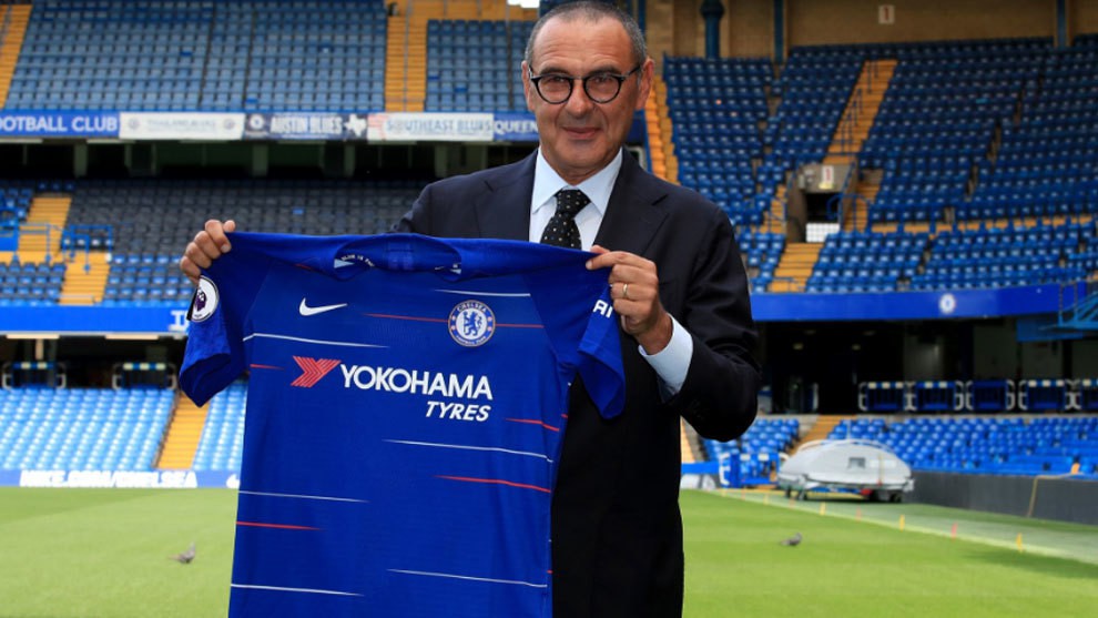 Maurizio Sarri - thầy phù thủy với phép màu đưa hào quang trở lại với Chelsea - Ảnh 1.