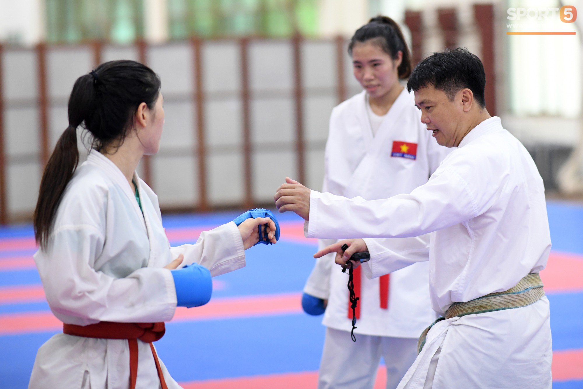 Các nữ võ sĩ Karate Việt Nam miệt mài tập luyện, sẵn sàng tranh tài tại Asiad 2018 - Ảnh 13.