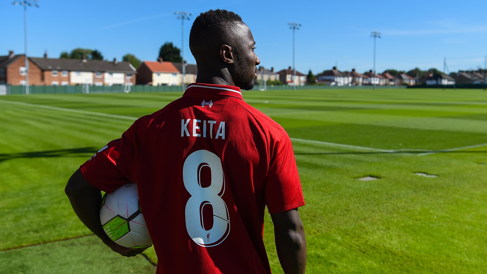 Naby Keita: Từ hàng thải của đội hạng 2 Pháp đến “số 8” mới của Liverpool - Ảnh 5.