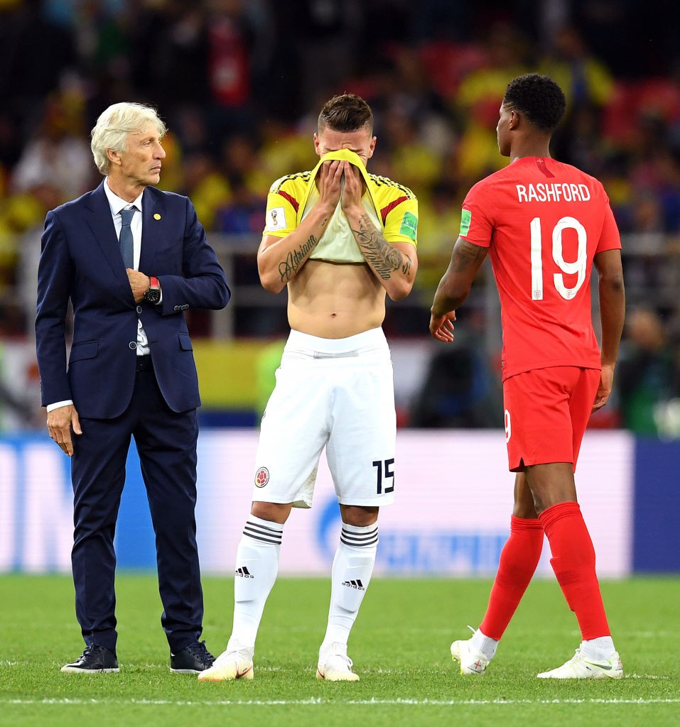 Những tình huống chơi xấu của cầu thủ Colombia với tuyển Anh - Ảnh 7.