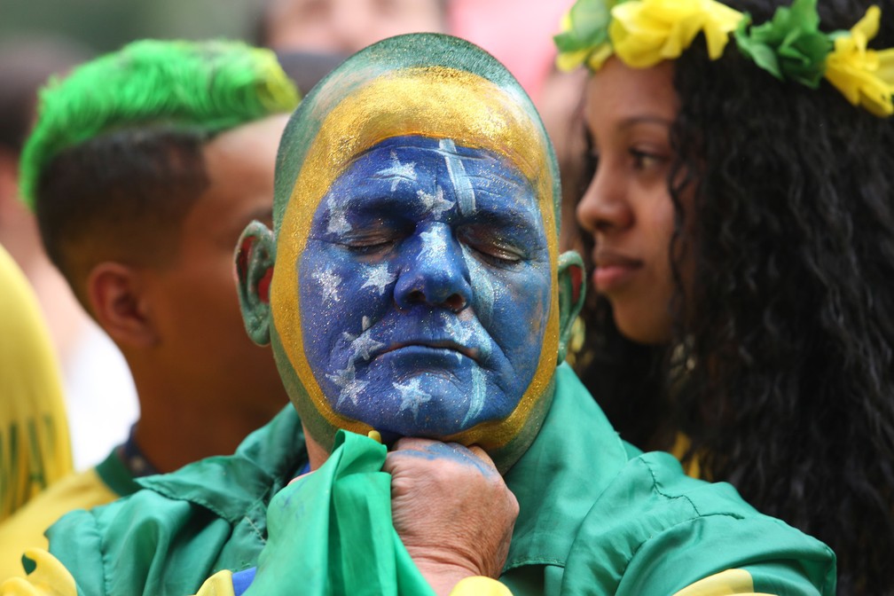 Cả đất nước Brazil chìm trong nước mắt sau thất bại của Neymar và các đồng đội - Ảnh 6.