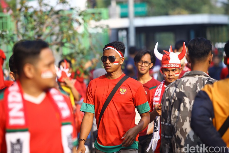 Indonesia huy động lực lượng an ninh khủng, đảm bảo an toàn tuyệt đối trong ngày chủ nhà ra quân - Ảnh 3.