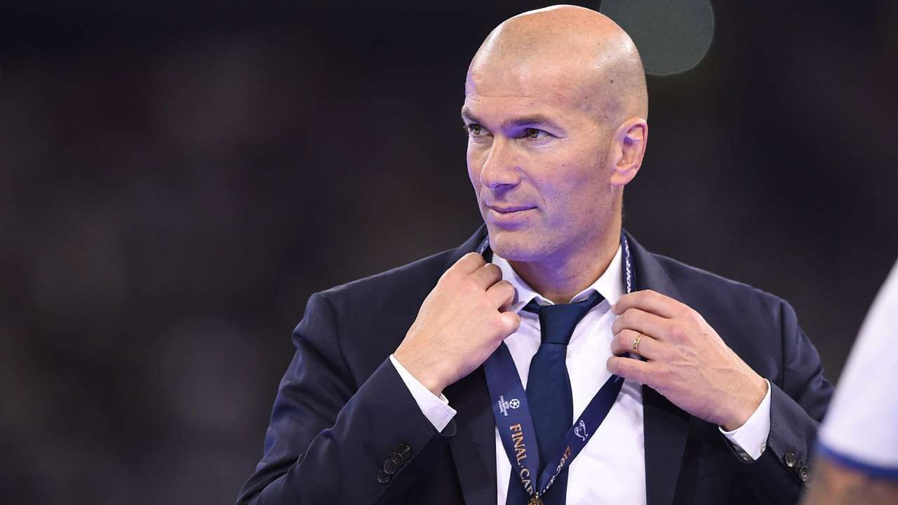 MU phải chọn Zidane, vì đó là ‘Sir Alex Ferguson mới’ - Ảnh 1.