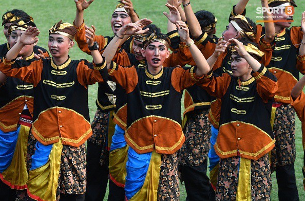 Chủ nhà Indonesia đã chuẩn bị cho lễ khai mạc ASIAD như thế nào - Ảnh 7.
