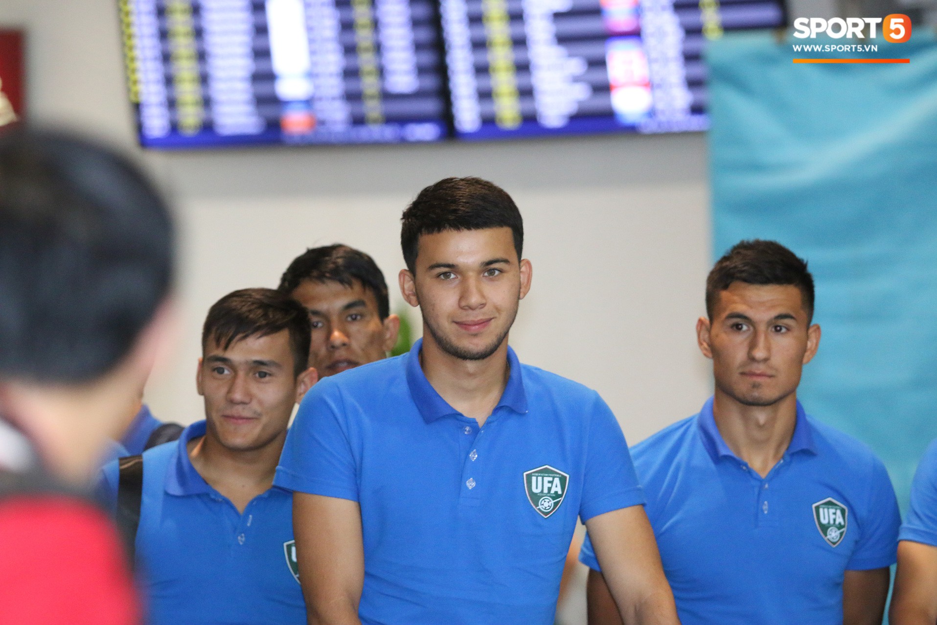 U23 Uzbekistan đã có mặt tại Hà Nội, sẵn sáng tái đấu với U23 Việt Nam  - Ảnh 5.
