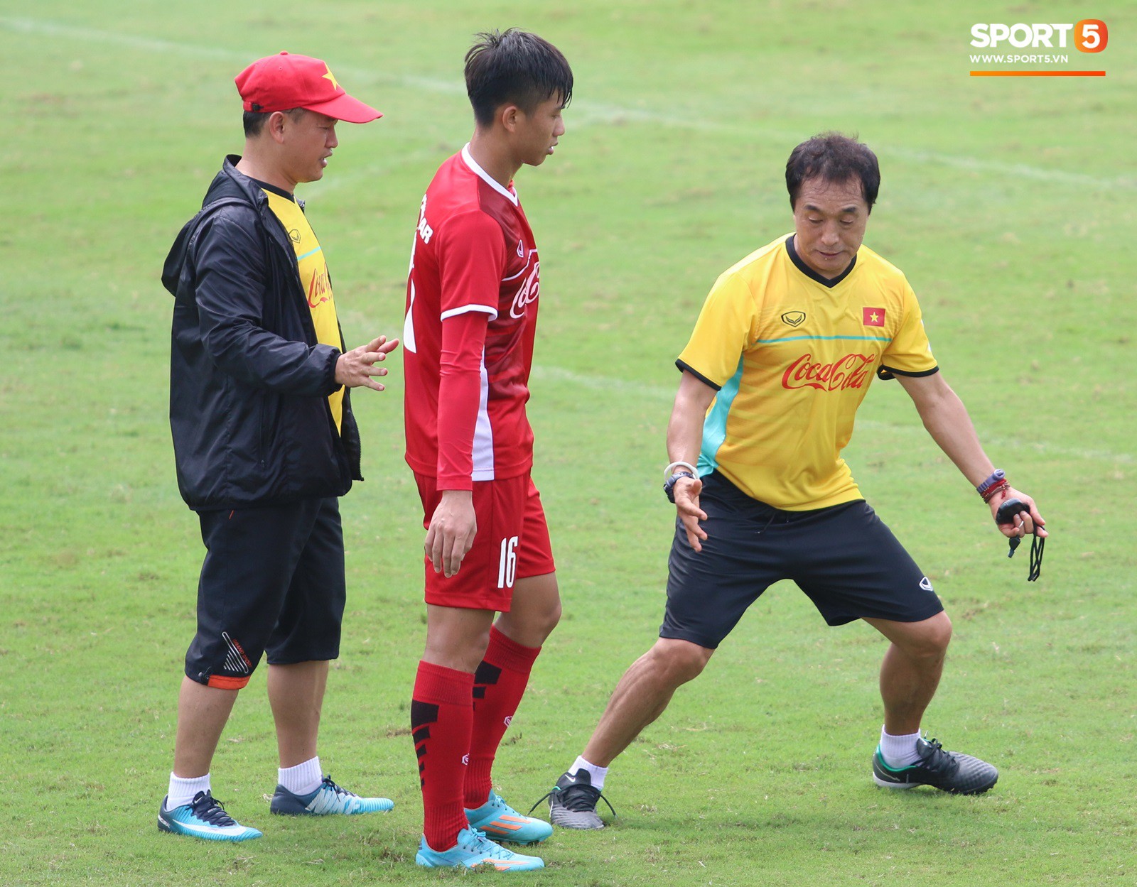 9 cầu thủ U23 Việt Nam được thầy Lee bổ túc trước trận đấu với Palestine - Ảnh 7.
