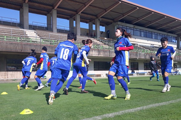 Đội tuyển nữ Việt Nam tích cực tập luyện tại Nhật Bản - Ảnh 1.