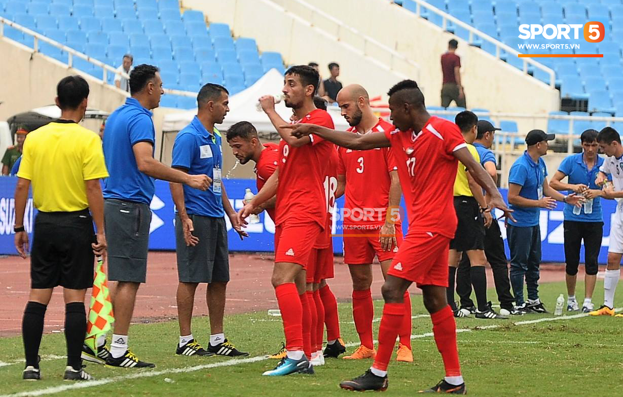 Sai lầm của hàng phòng ngự, U23 Uzbekistan nhận thất bại trước U23 Palestine - Ảnh 3.
