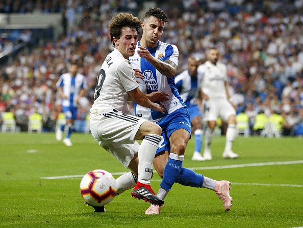 Real Madrid thắng sát nút Espanyol nhờ VAR - Ảnh 4.