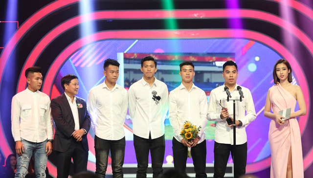 U23 Việt Nam và ekip VTV nhận cú đúp giải thưởng tại VTV Awards - Ảnh 1.