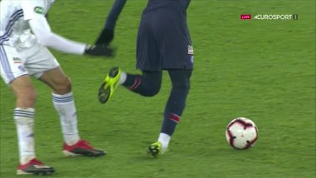 Cầu thủ Pháp phát biểu cực vô tâm dù gián tiếp khiến Neymar tái phát chấn thương nặng - Ảnh 2.