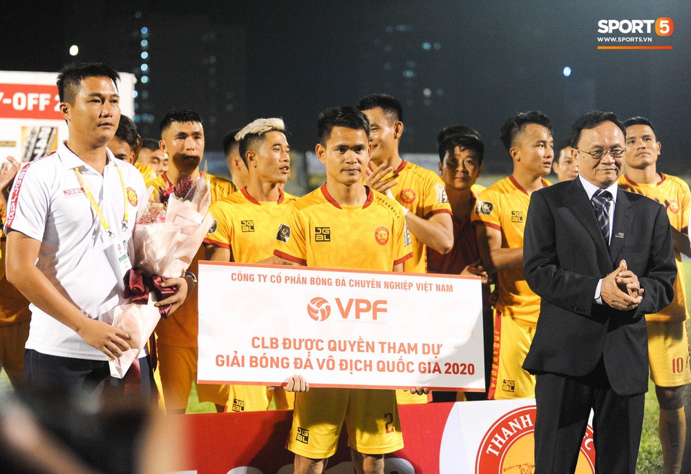 Đánh bại Phố Hiến trong trận play-off kịch tính, Thanh Hoá FC chính thức trụ hạng - Ảnh 13.