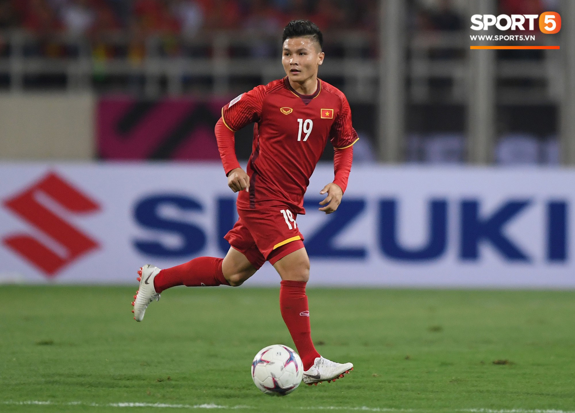Quang Hải lọt đề cử cầu thủ xuất sắc nhất châu Á do tạp chí danh tiếng bình chọn, chung mâm với cả Son Heung-min - Ảnh 1.
