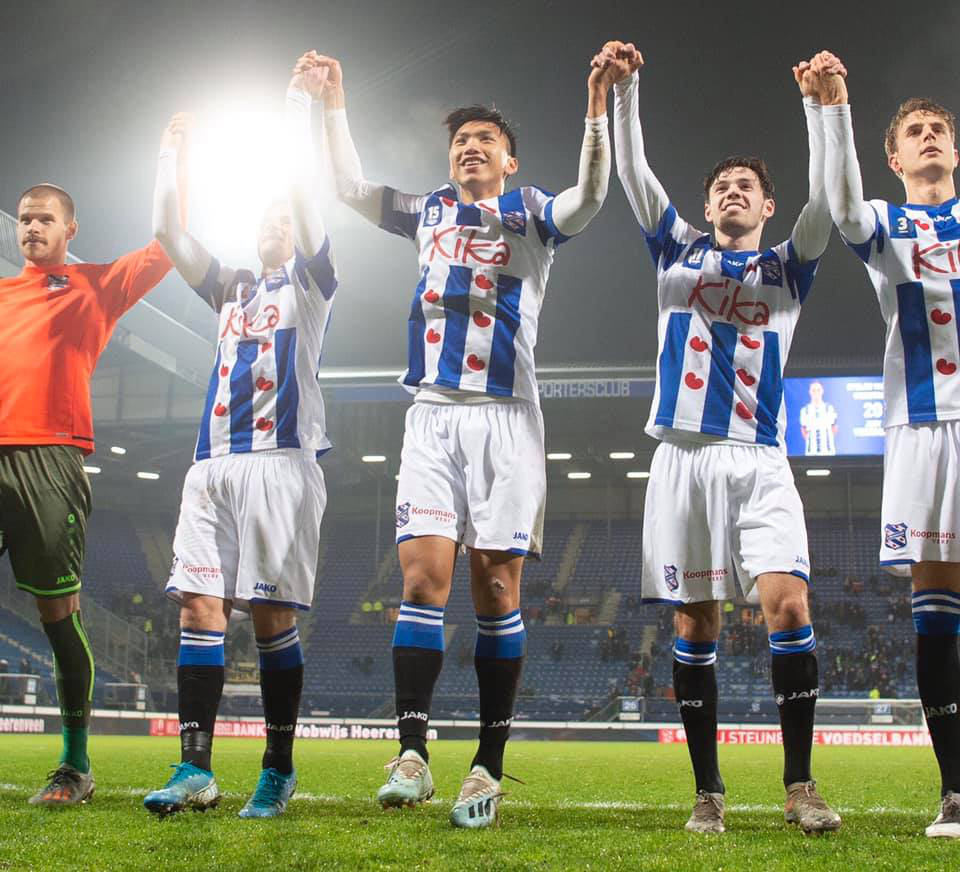 Phát biểu của Đoàn Văn Hậu trong lần đầu tiên thi đấu cho đội một Heerenveen: Em muốn được thấy nhiều cầu thủ Việt Nam ra nước ngoài - Ảnh 7.