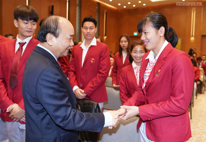 Xóa tan ý kiến thiên vị bóng đá, Thủ tướng gặp gỡ đoàn thể thao Việt Nam vừa tham dự SEA Games 30, đặc biệt quan tâm tới cuộc sống sau giải nghệ của các vận động viên - Ảnh 1.