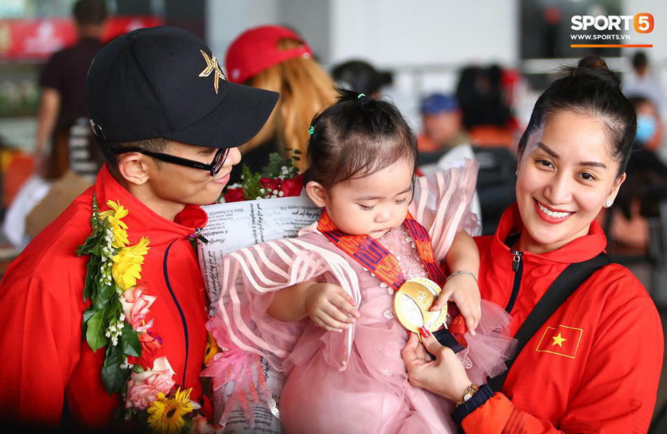 SEA Games ngày 4/12: Tiểu tiên cá Ánh Viên giành tấm HCV đầu tiên - Ảnh 50.