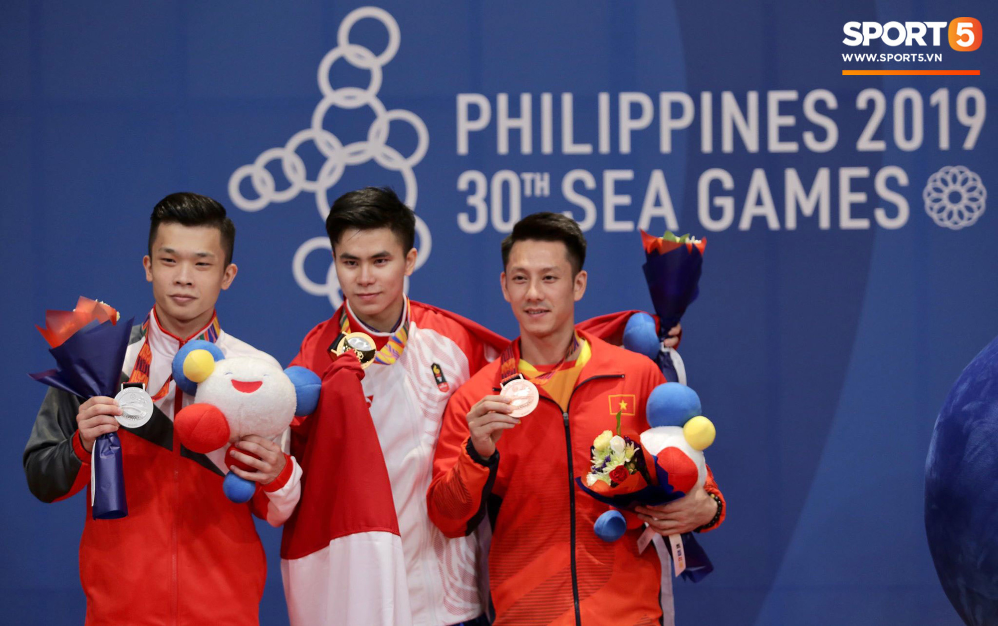 SEA Games ngày 3/12: Giành thêm 8 HCV, đoàn thể thao Việt Nam giữ vững vị trí thứ 2 - Ảnh 35.