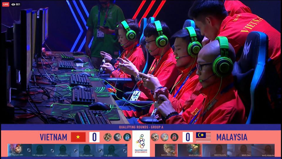 SEA Games 30: Căng thẳng đến phút, chót đội tuyển Mobile Legends: Bang Bang Việt Nam phải đánh tie-break để vào Bán kết - Ảnh 1.