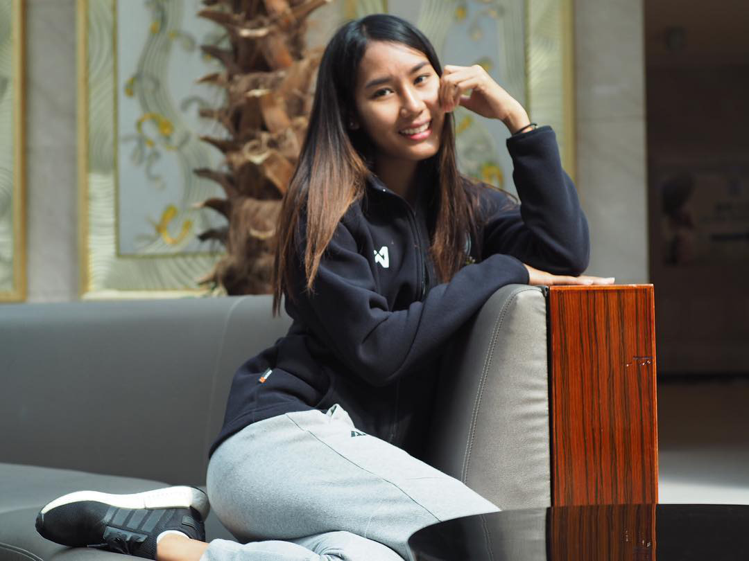 Info cầu thủ nữ Thái Lan kiến tạo cho Hải Yến ghi bàn: Đá bóng hay, sở hữu gia thế khủng và quan trọng là có thân hình chẳng kém gì người mẫu - Ảnh 7.