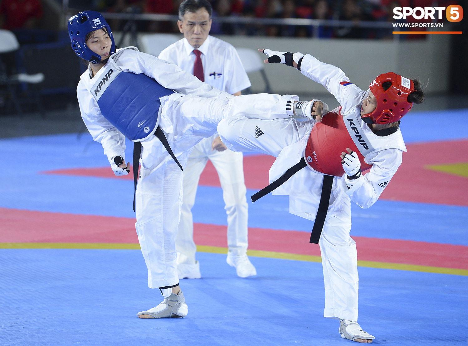 Bạc Thị Khiêm, nữ vận động viên Taekwondo khiến toàn bộ khán giả Philippines phải câm lặng chỉ sau một cú đá - Ảnh 2.