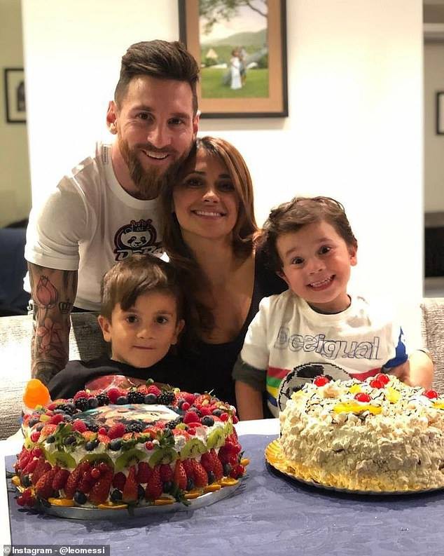 Lionel Messi tổ chức sinh nhật cho vợ yêu trước El Classico - Ảnh 1.